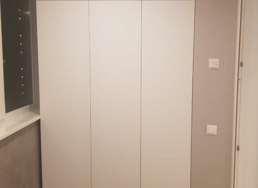 100521-2340-1